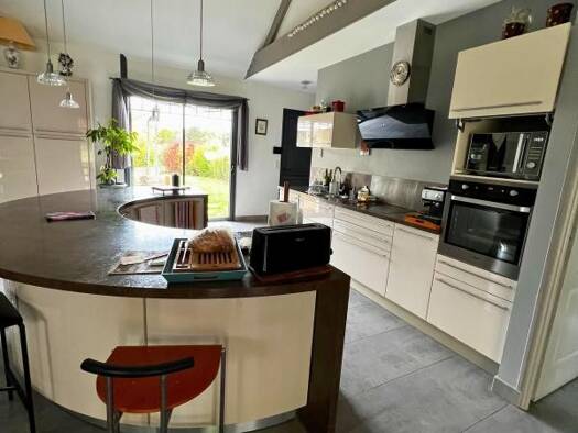 Pavillon à vendre 395 000 € 4 pièces 3 chambres 173 m² 1 120 m² de terrain Tartigny 60120