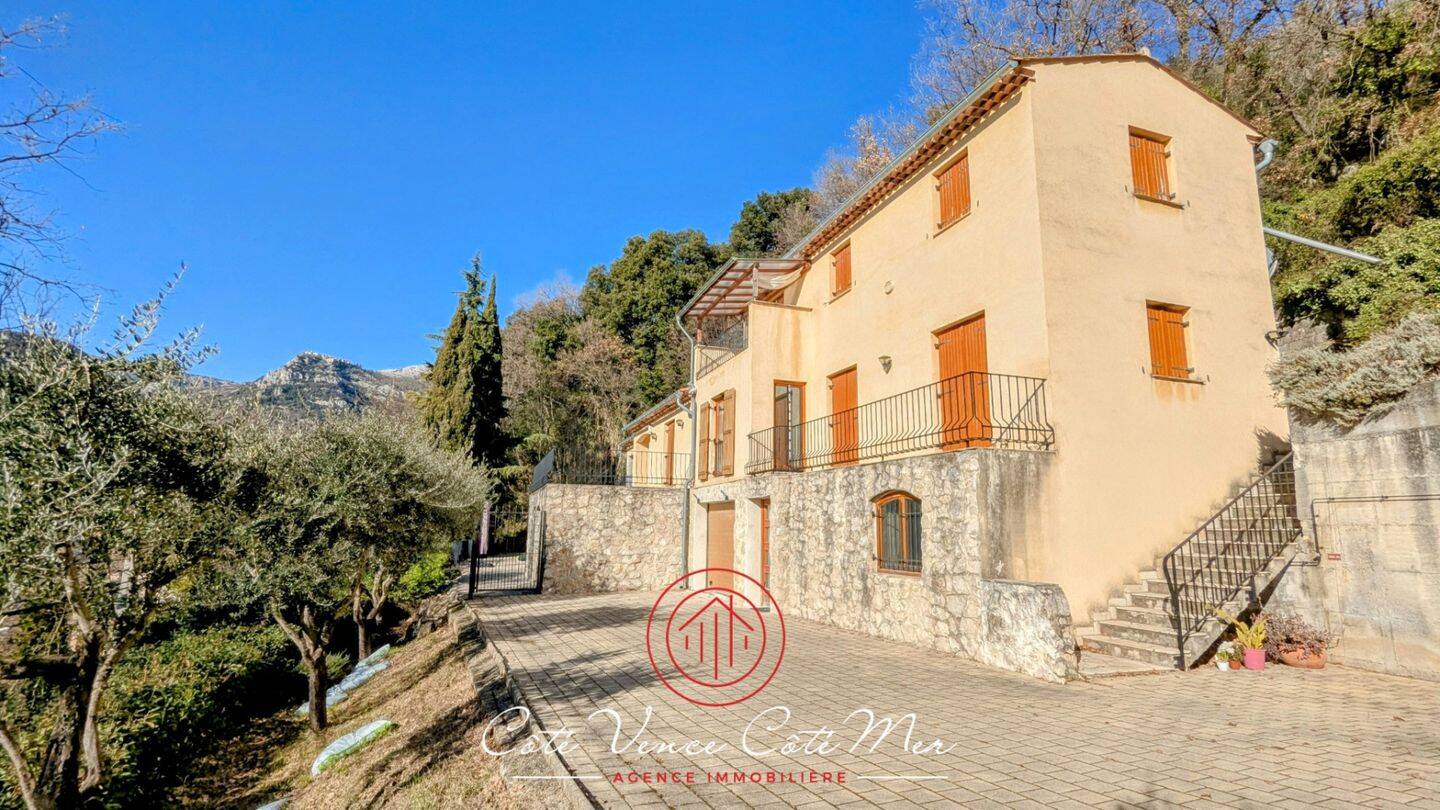 Maison à vendre, 257m², TOURRETTES SUR LOUP