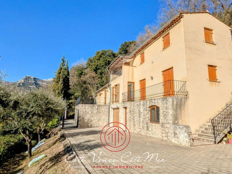 Maison à vendre, 257m², TOURRETTES SUR LOUP