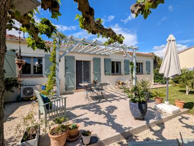 Maison de plain-pied à vendre 244 500 € 4 pièces 3 chambres 85 m² 440 m² de terrain Ginestas 11120