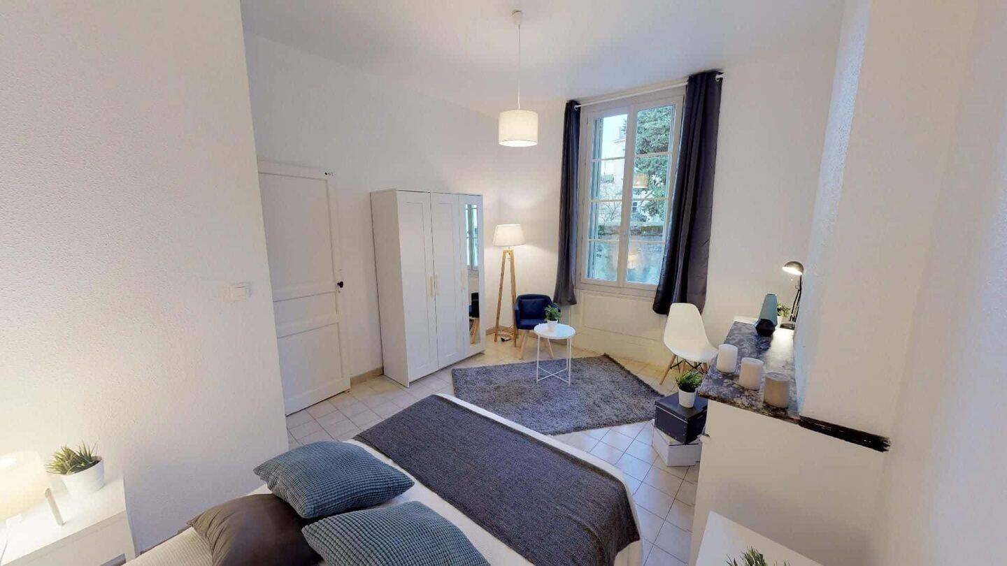 Chambre dans le 17 rue Poitevine - Colocation — 4