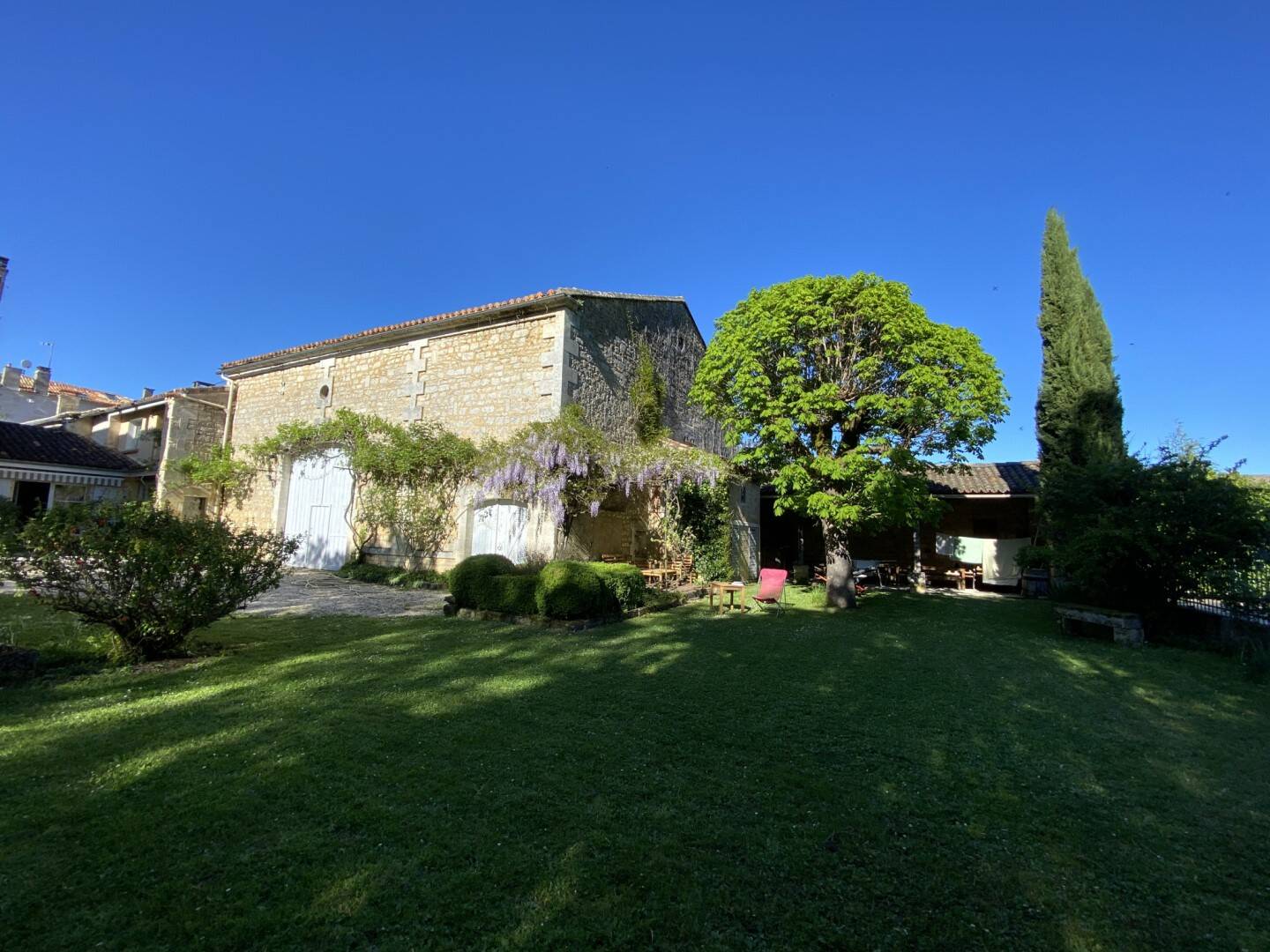 Maison à vendre, 324m², MAGNAC SUR TOUVRE