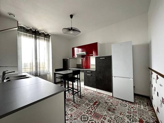 Colocation à louer 630 € 4 pièces 3 chambres 76 m² Étage 2/2 Bois Marteau-Grelet Vierzon 18100