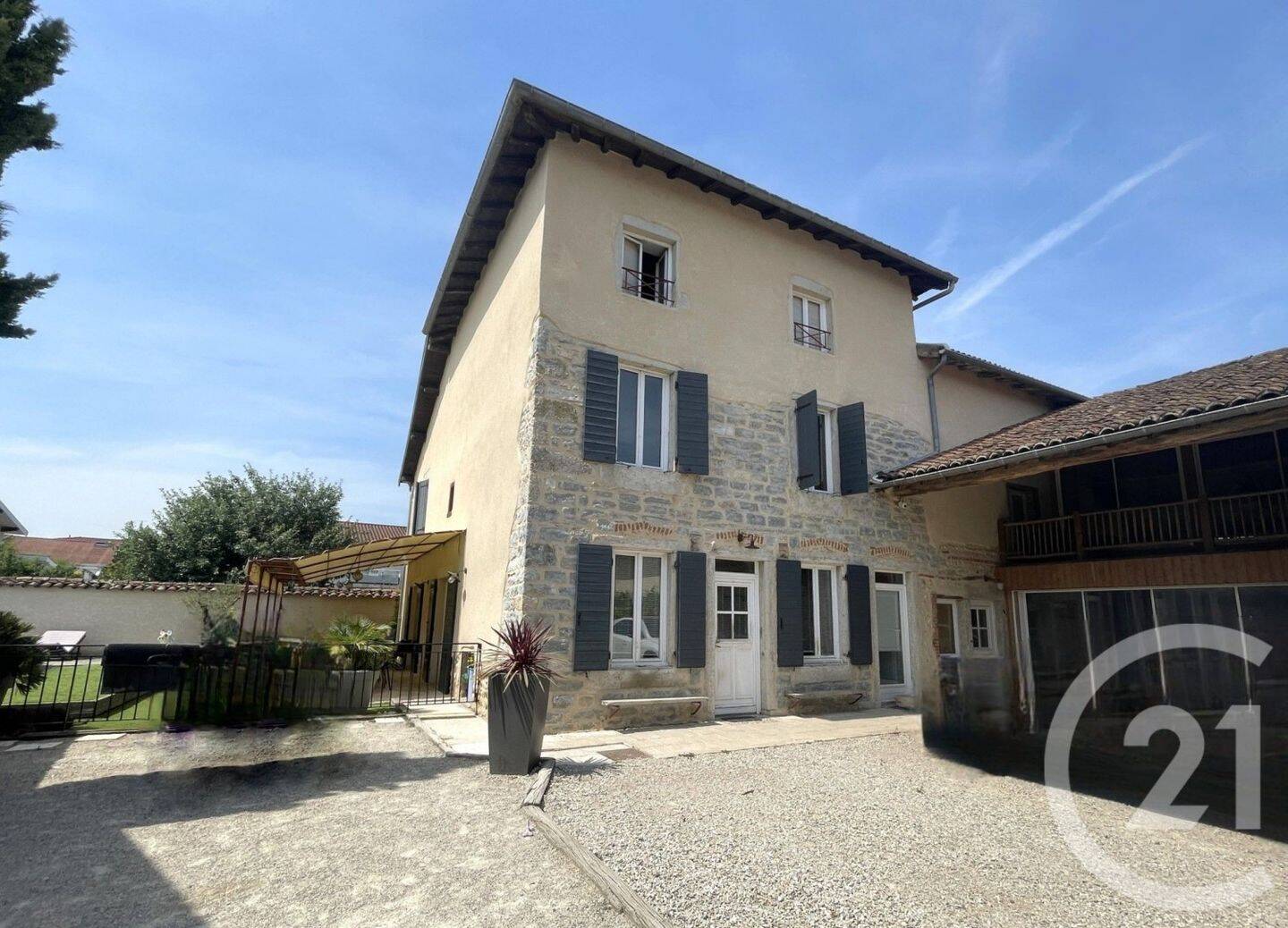 Maison à vendre, 390m², VILLIEU LOYES MOLLON