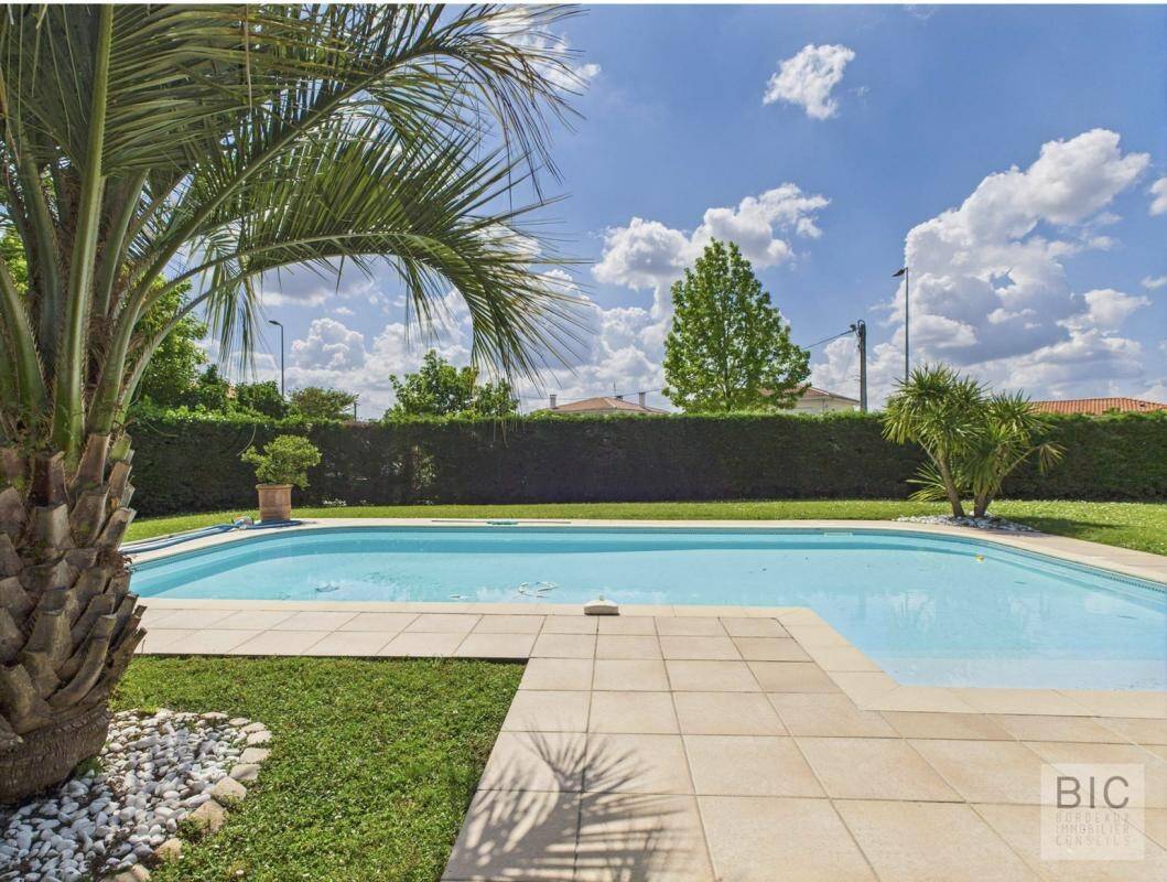 Maison à vendre, 195m², MERIGNAC