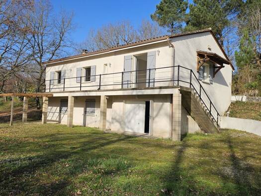 Maison de plain-pied à vendre 192 000 € 4 pièces 3 chambres 120 m² 3 001 m² de terrain Mensignac 24350