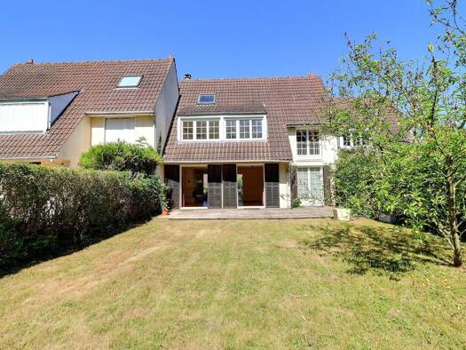 Maison à vendre 299 000 € 6 pièces 5 chambres 148,56 m² 330 m² de terrain Sud voie Ferree Breuillet 91650