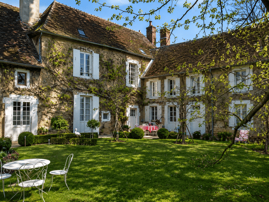 Demeure à vendre 324 000 € 9 pièces 6 chambres 450 m² 1 300 m² de terrain Argenton-sur-Creuse 36200