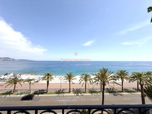 Appartement à vendre 1 350 000 € 4 pièces 3 chambres 115 m² Étage 4/5 Nice 06200