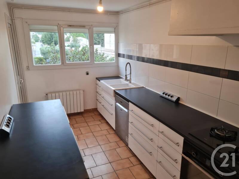 Maison à louer, 71m², ROGNAC