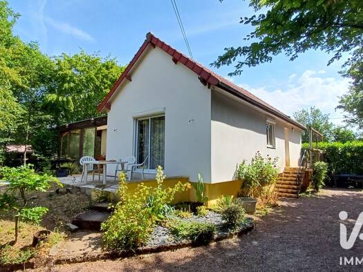 Maison à vendre 219 000 € 7 pièces 4 chambres 152 m² 1 457 m² de terrain Plaimpied-Givaudins 18340