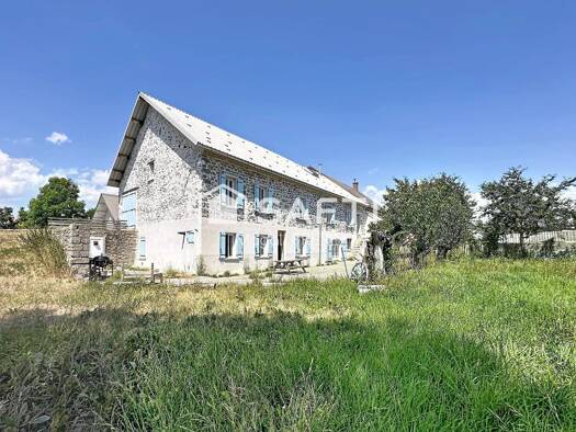 Maison à vendre 610 000 € 7 pièces 3 chambres 410 m² 1 420 m² de terrain Château d'Ancelle Ancelle 05260