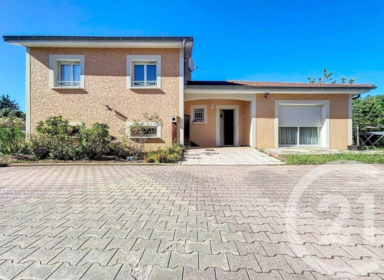 Maison à vendre 365 000 € 6 pièces 5<br/>chambres 129,3 m²<br/>superficie 500 m²<br/>terrain Pont de Cheruy 38230