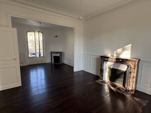 Maison à louer 2 900 € 6 pièces 4 chambres 163,9 m² 267 m² de terrain Le Raincy 93340