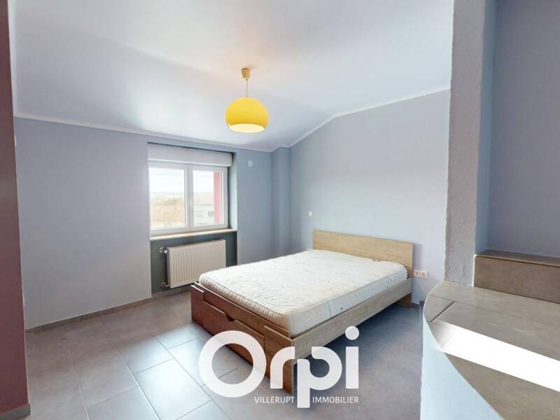 Maison à louer, 61m², RUSSANGE