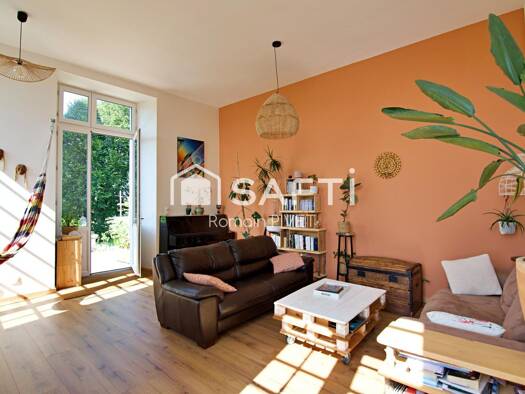 Maison à vendre 318 500 € 4 pièces 3 chambres 90 m² 53 311 m² de terrain Le Pellerin 44640