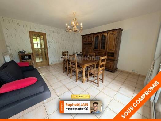 Appartement à vendre 91 500 € 4 pièces 3 chambres 79 m² Étage 3/4 Penhars Quimper 29000