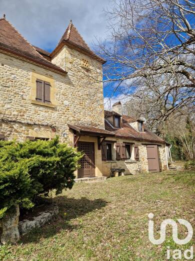 Maison à vendre 190 000 € 7 pièces 5 chambres 175 m² 1 030 m² de terrain Lamothe-Fénelon 46350
