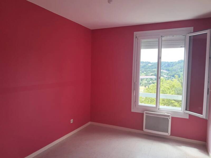 Maison à louer, 80m², UNIEUX