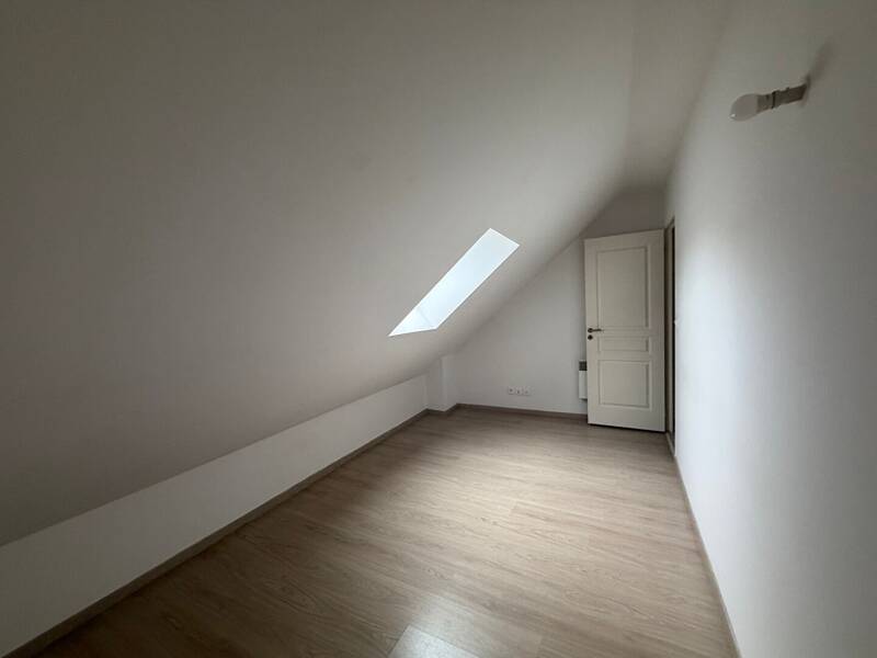 Maison à louer, 71m², BARBUISE