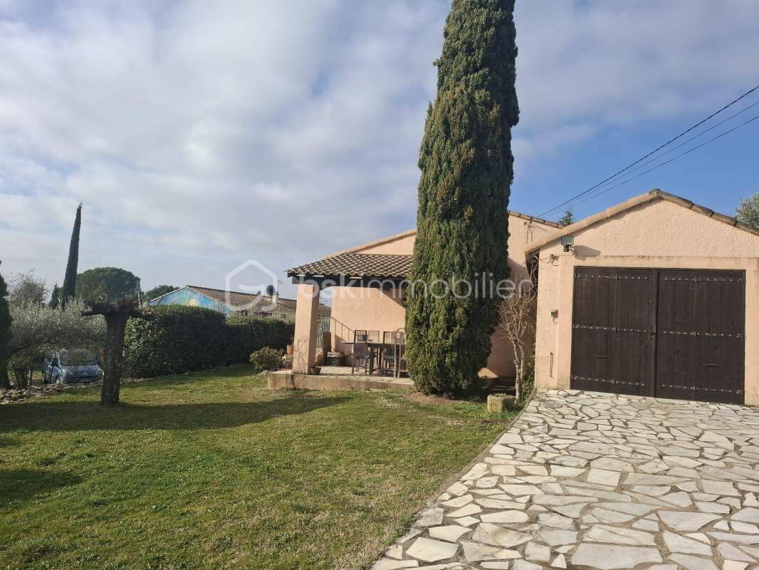 Maison à vendre, 1260m², SAINT QUENTIN LA POTERIE