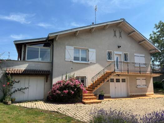Villa à vendre 200 000 € 6 pièces 3 chambres 101 m² 883 m² de terrain Replonges 01750