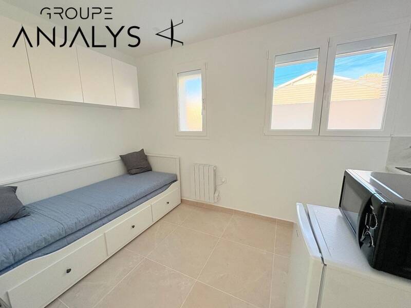 Maison à louer, 11m², LYON 8E