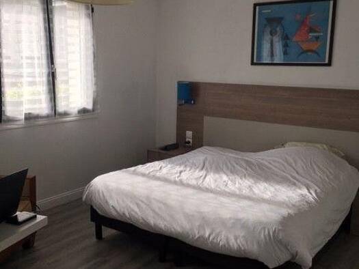 Appartement à louer - logement étudiant 735 € 2 pièces 1 chambre 29 m² 2ème étage Nantes 44000