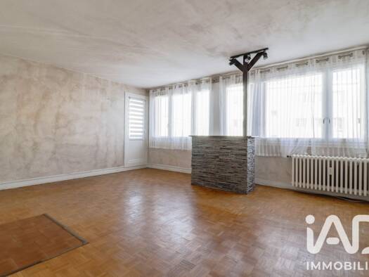 Appartement à vendre 195 000 € 3 pièces 2 chambres 76,29 m² Étage 1/3 La Roche Villebon-sur-Yvette 91140