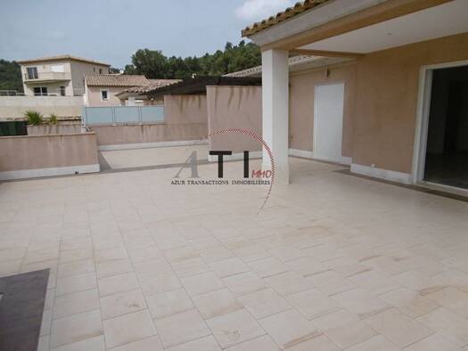 Immeuble à vendre 2 520 000 € 554 m² Sainte-Maxime 83120
