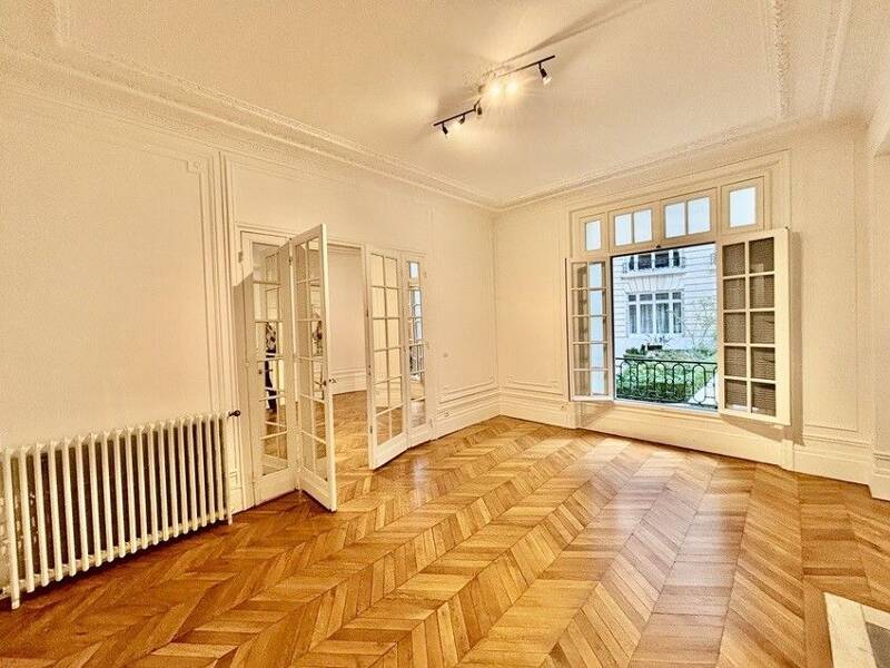 Maison à louer, 156m², PARIS 17E