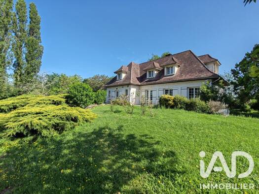 Maison à vendre 263 000 € 6 pièces 5 chambres 182 m² 4 000 m² de terrain Moulin-Neuf 24700