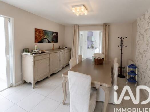 Maison à vendre 322 000 € 6 pièces 4 chambres 132 m² 656 m² de terrain Bourg Nord Guipavas 29490
