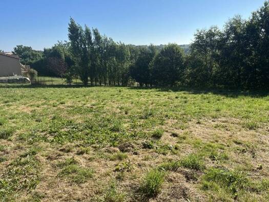 Terrain constructible viabilisé à vendre 24 930 € 1 134 m² de terrain Peyrusse le Roc 12220