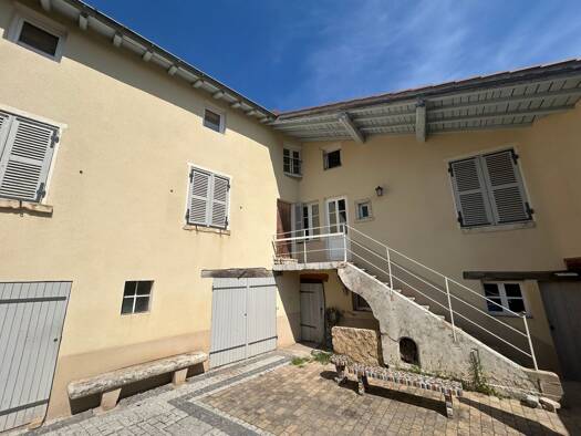 Maison à louer 1 963 € 5 pièces 4 chambres 163,22 m² Centre et Sud Est Saint-Didier-au-Mont-d'Or 69370
