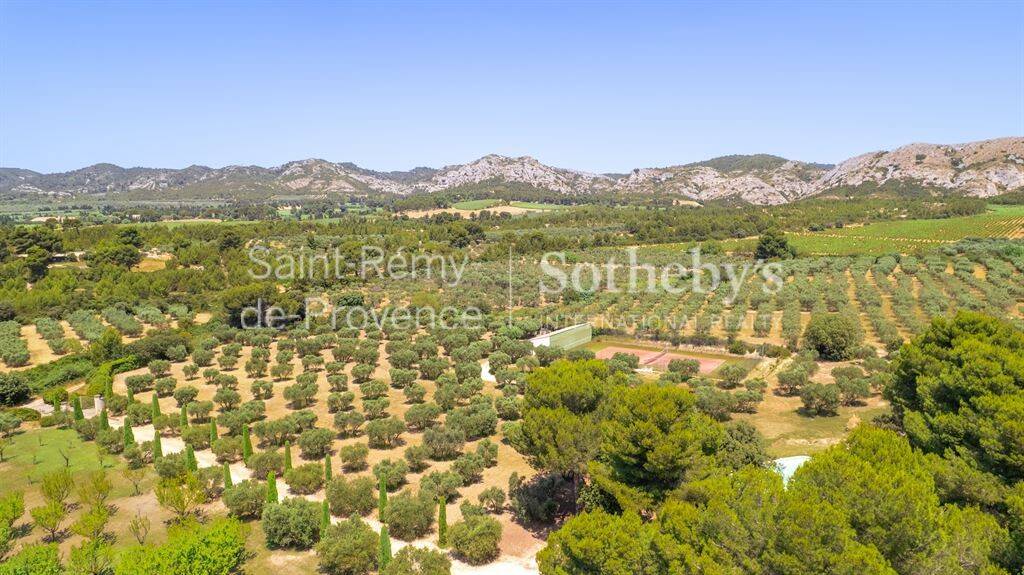 Maison à vendre, 500m², MAUSSANE LES ALPILLES