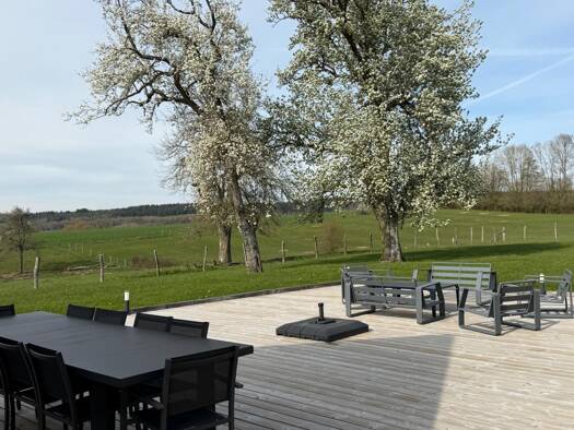 Maison à vendre 601 350 € 6 pièces 4 chambres 148 m² 3 500 m² de terrain Saint-Aquilin-de-Corbion 61380