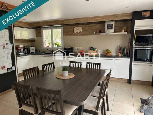Maison à vendre 265 000 € 7 pièces 5 chambres 150 m² 800 m² de terrain Miéry 39800