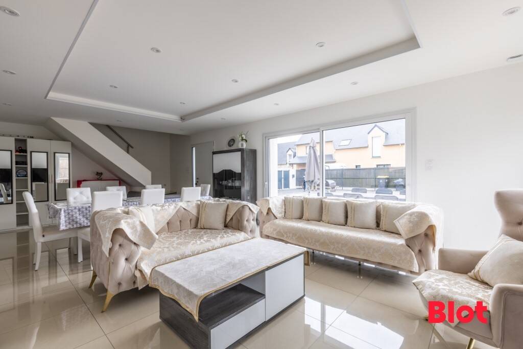 Maison à vendre, 188m², SAULNIERES
