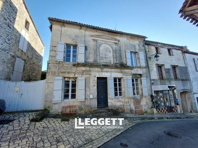 Maison à vendre, 225m², VILLEBOIS LAVALETTE