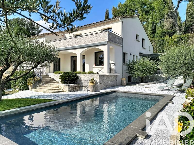 Maison à vendre, 280m², VILLENEUVE LES AVIGNON