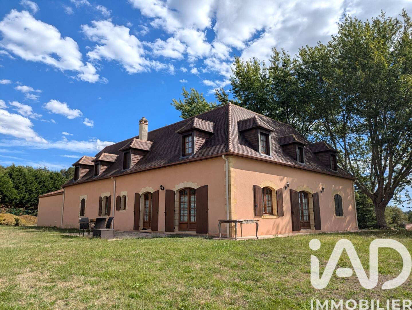 Maison à vendre, 277m², SIORAC EN PERIGORD