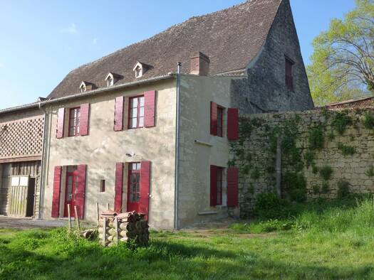 Maison à louer 1 150 € 4 pièces 3 chambres 107 m² 600 m² de terrain Arbis 33760