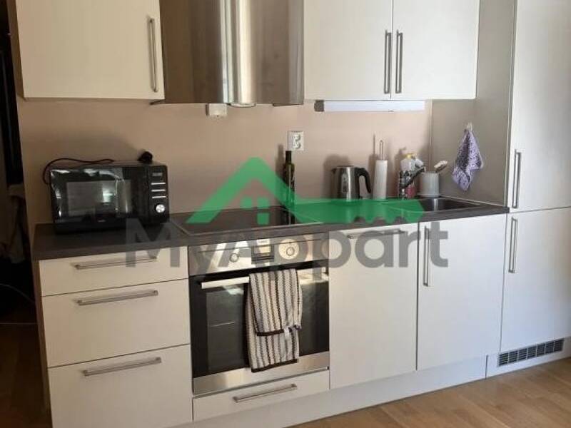 Maison à louer, 38m², MARSEILLE 5E