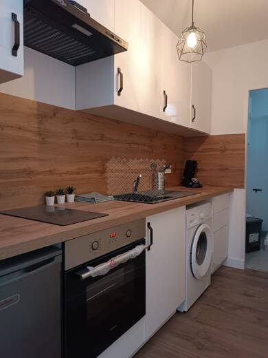 Appartement à louer 450 € 1 pièce 17,6 m² RDC/2 Le Mans 72000