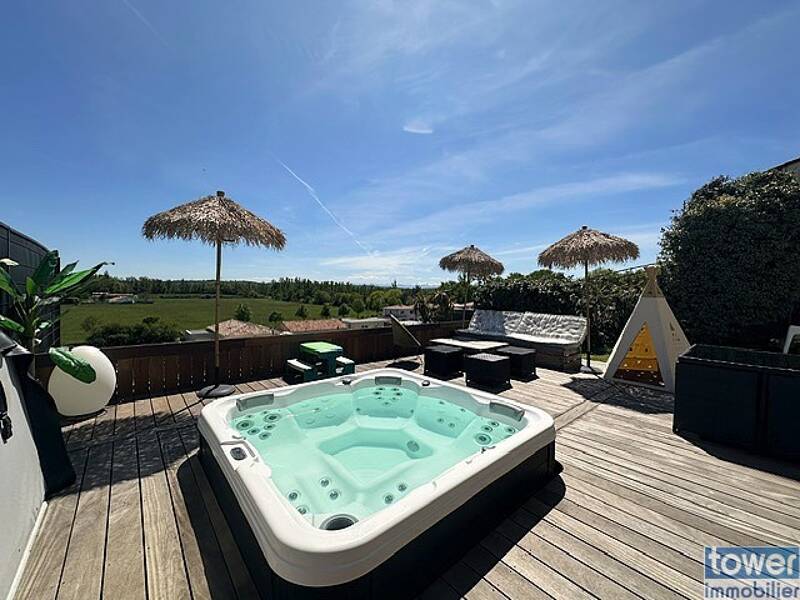 Maison à vendre, 130m², LAVERNOSE LACASSE