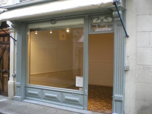 Local commercial à louer 440 € 30 m² de surface de vente Sommières 30250