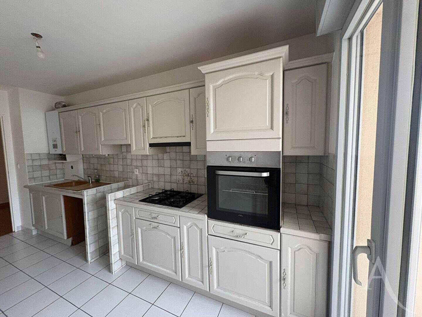 Maison à louer, 69m², MANTES LA JOLIE