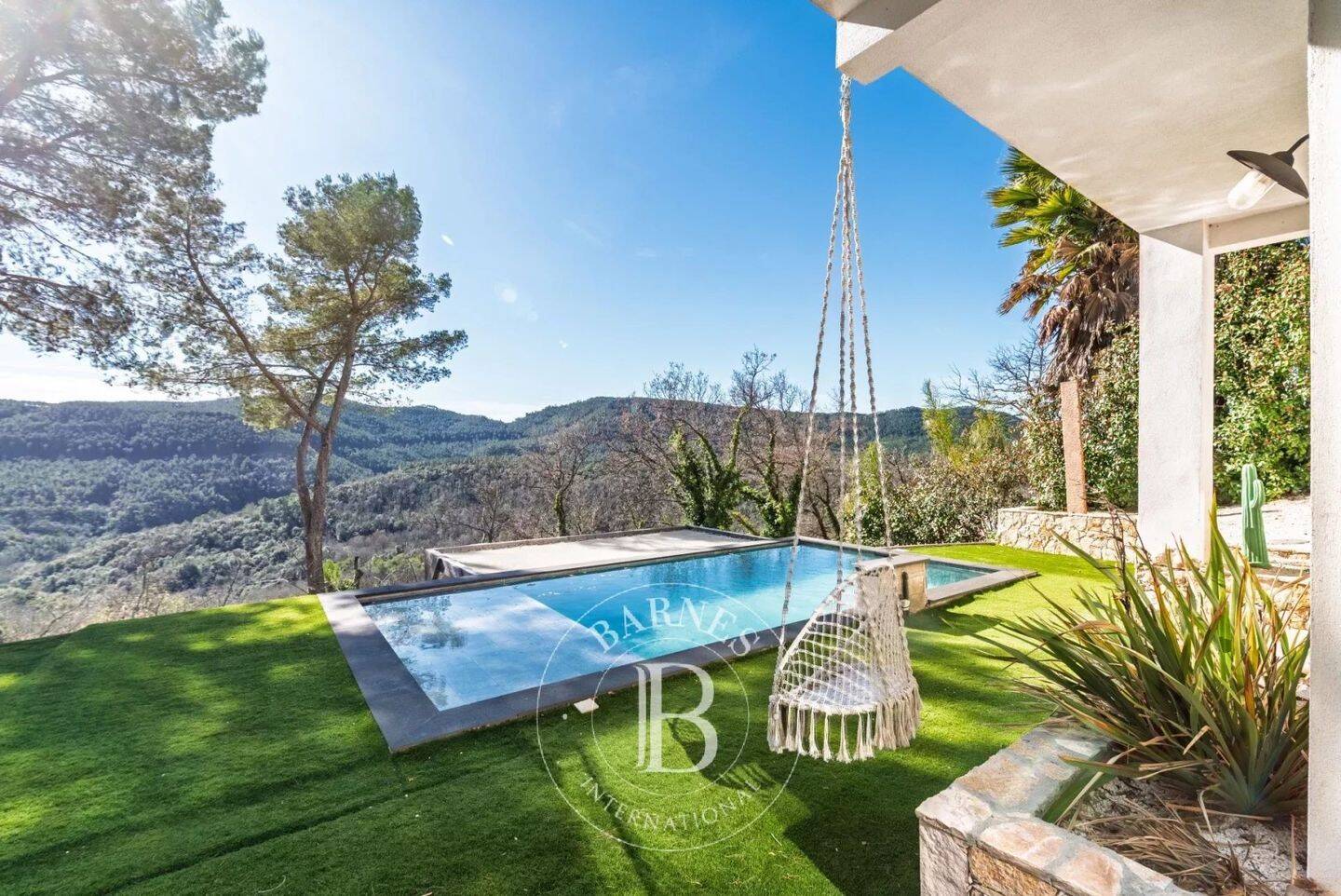 Maison à vendre, 190m², BAGNOLS EN FORET