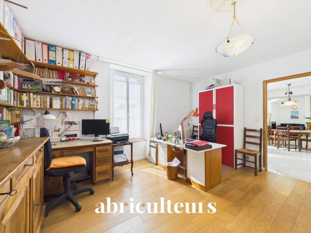 Maison familliale - 5 chambres et 1 bureau -Jardin arboré - Gara — 8